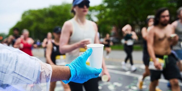 Master Your Marathon Hydration: Expert Tips for Runners